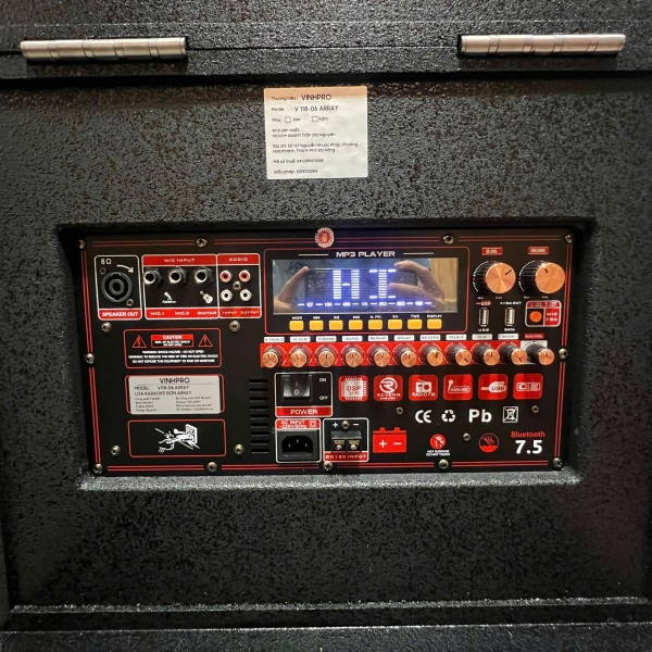 LOA BÌNH VINHPRO V118-06 ARRAY